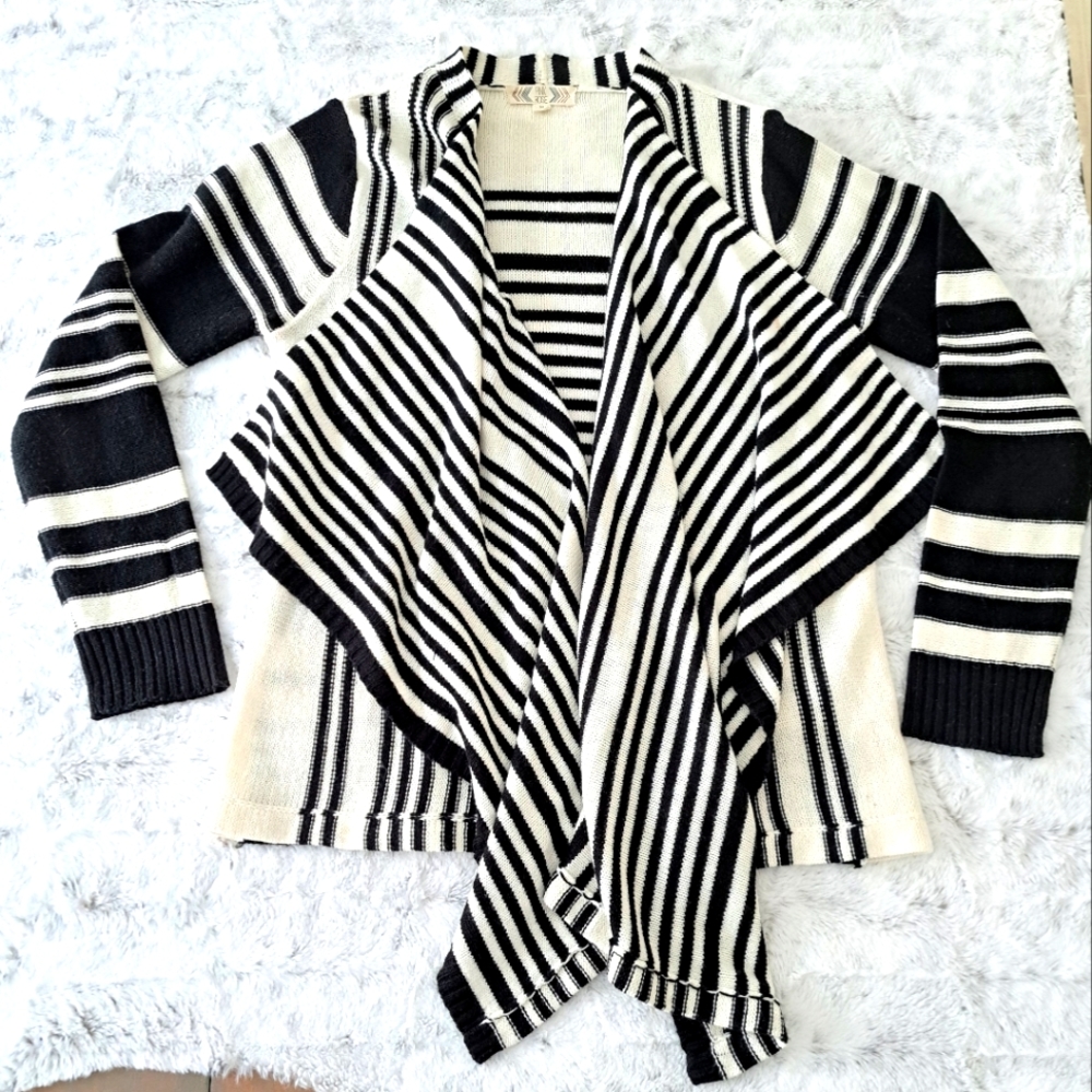 Pink Rose cardigan black cream stripe Casual Office Soft open sweater. Size M.